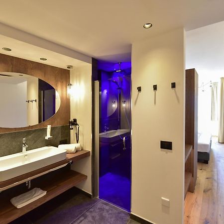 Hotel Goldene Traube Термено Екстериор снимка