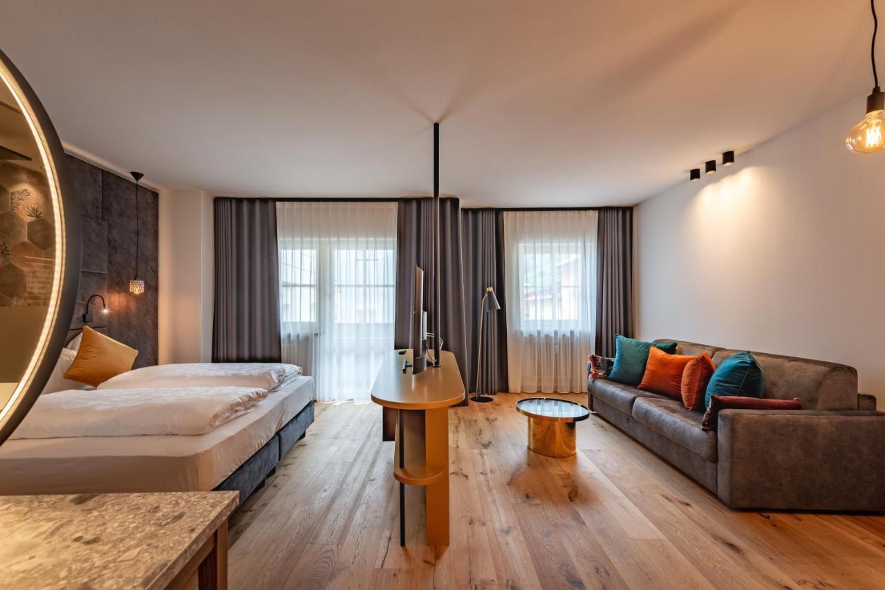 Hotel Goldene Traube Термено Екстериор снимка